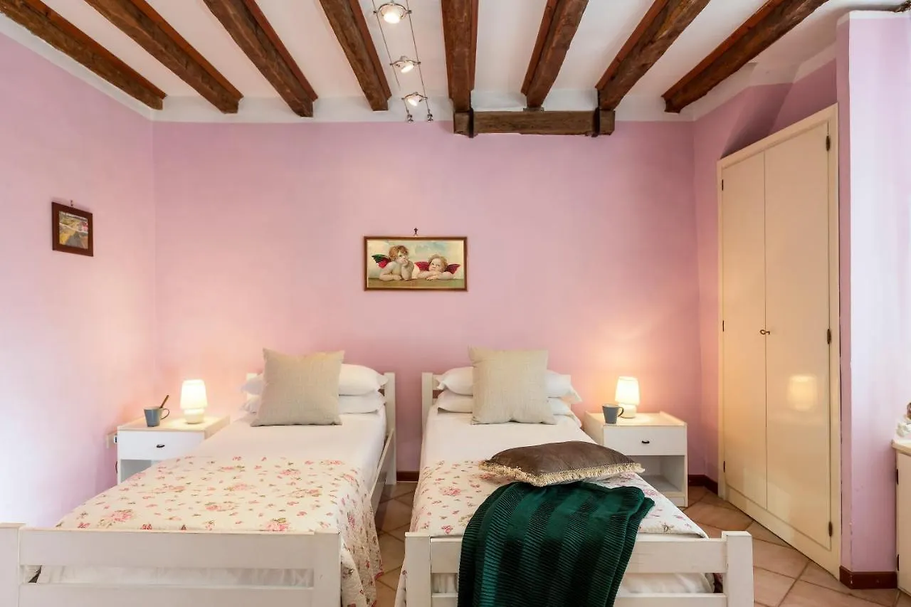 Pf Apartment Rome Italy